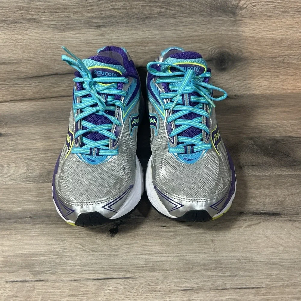 Saucony ride shoes